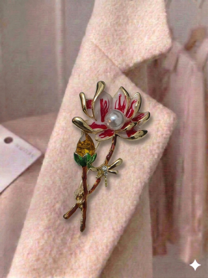 Kırmızı Lotus Çiçeği Broş