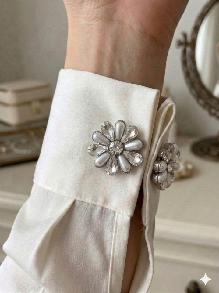 İnci & Taşlı Uzun Çiçek Düğme Broş