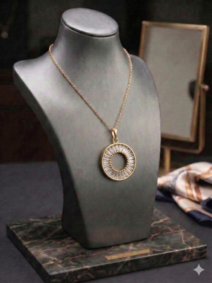 HALKA TAŞLI MİNİMAL GOLD KOLYE