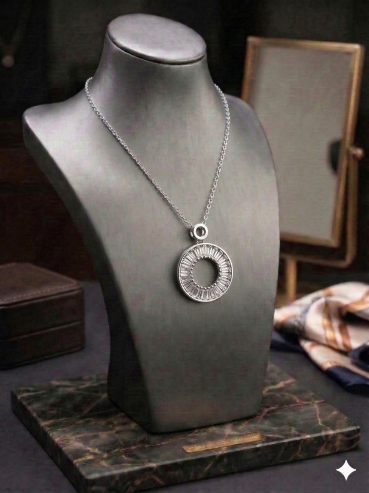 HALKA TAŞLI MİNİMAL SİLVER KOLYE