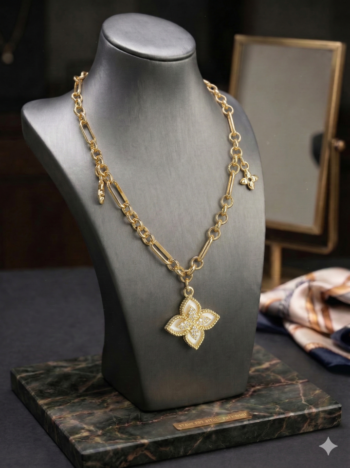 SEDEF TAŞLI VAN CLEEF KOLYE 45 CM