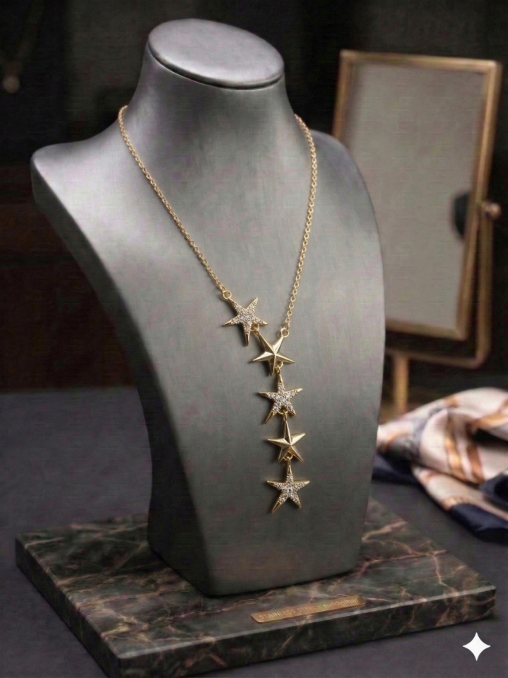 SIRA YILDIZ TAŞ MİNİMAL KOLYE