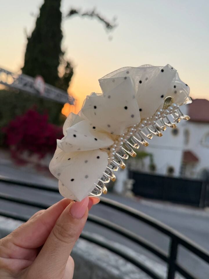 Ekru Puanlı Muz Toka